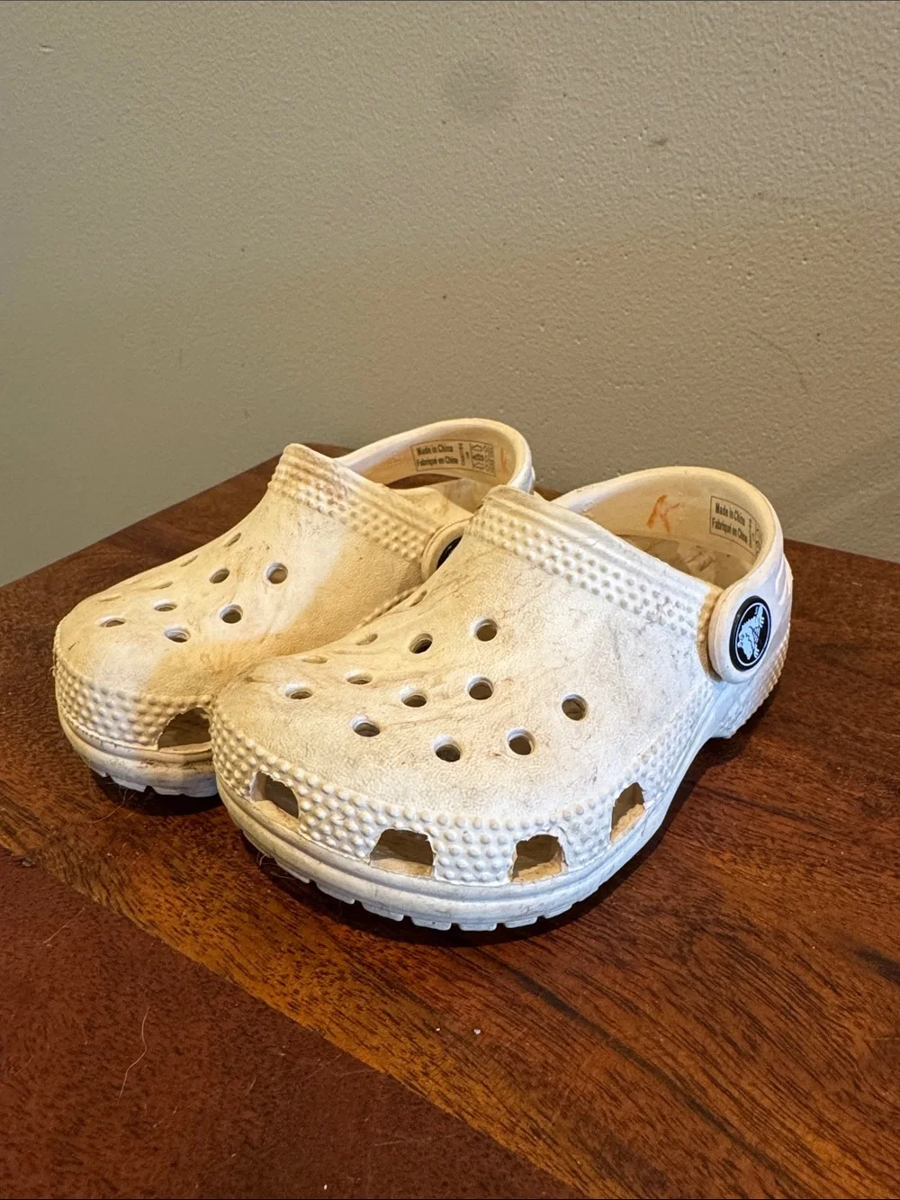 CROCS Kids Classic Clog in Bone Swirl